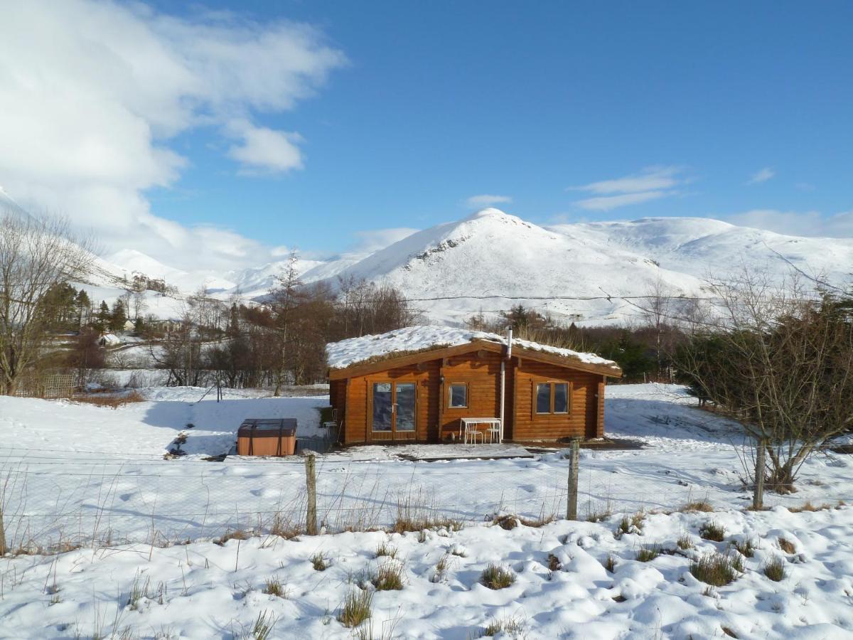 Glenbeag Mountain Lodges Spittal of Glenshee Exterior foto